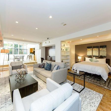 Chelsea Pines Inn New York Bagian luar foto