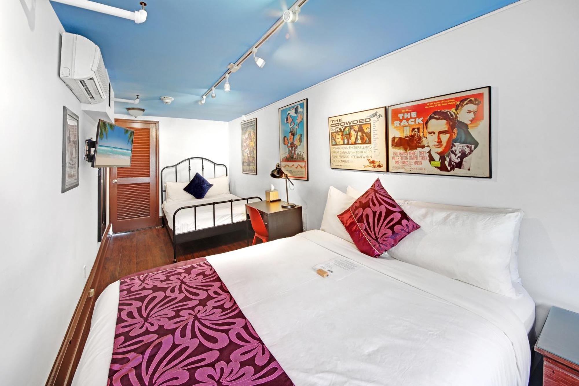 Chelsea Pines Inn New York Bagian luar foto