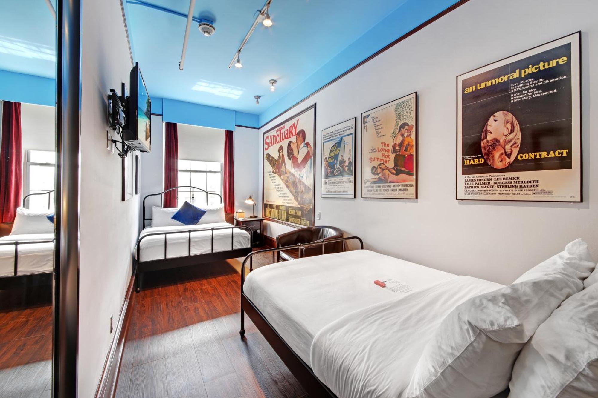 Chelsea Pines Inn New York Bagian luar foto